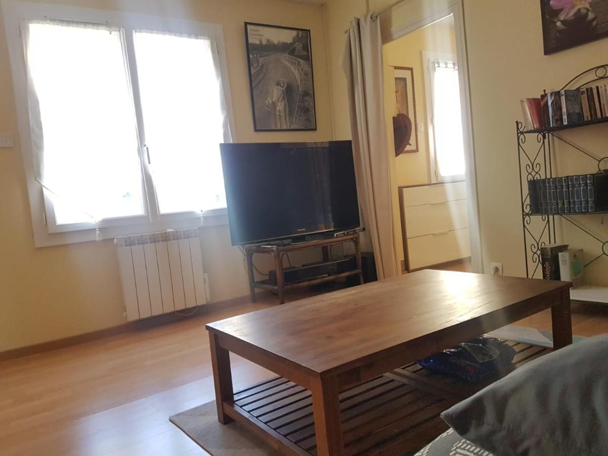 Charmante Maisonnette 2 Personnes Avec Wifi Surgères Εξωτερικό φωτογραφία